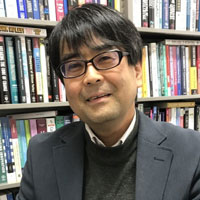 Headshot of Professor Kazuhiro Asakawa